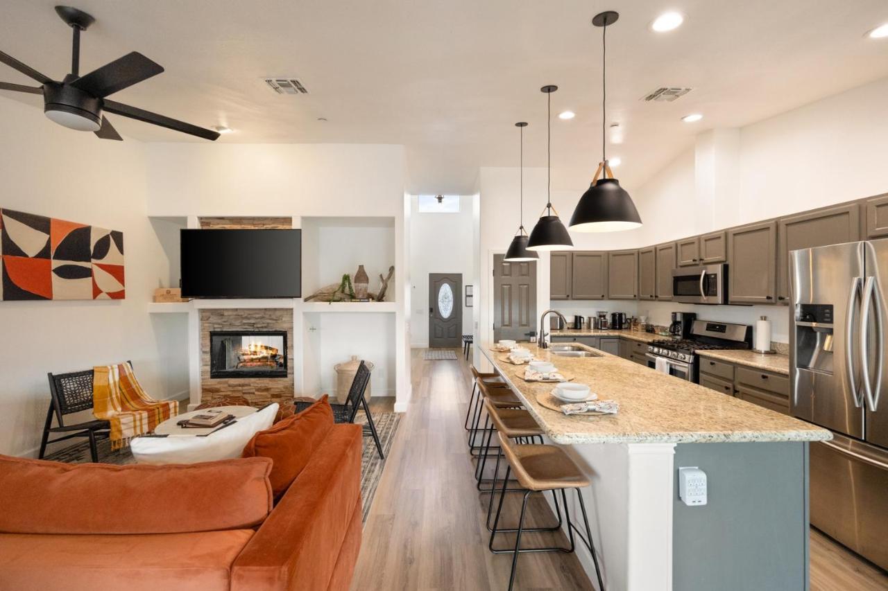 Alana House - Pool, Hot Tub, Bbq, Fire Pit And Walk To Hikes! Home Joshua Tree Esterno foto